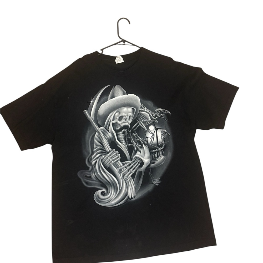 Black Graphic Men’s T-Shirt